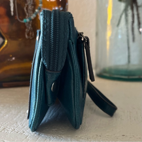 Vintage/Discontinued Liz Claiborne Dark Teal Green Pebbled Wristlet Clutch - Picture 5 of 13